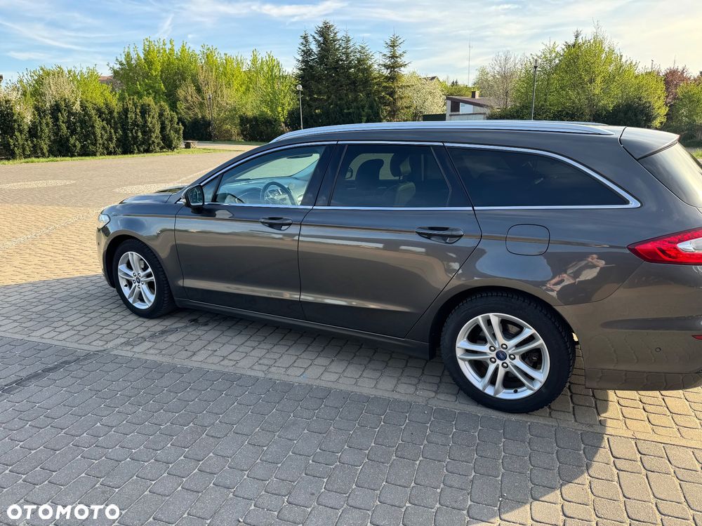 Ford Mondeo 2.0 TDCi STart-Stopp PowerShift-Aut Titanium - 5