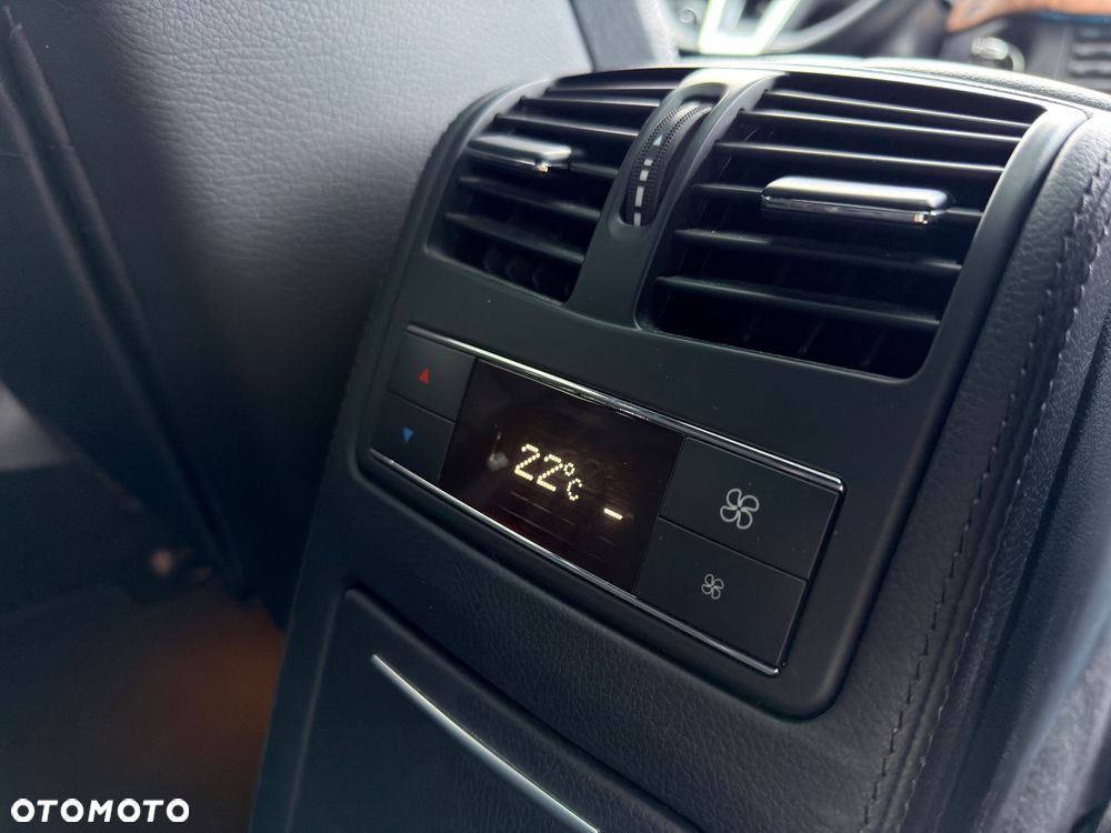 Mercedes-Benz CLS 500 BlueEffICIENCY - 14