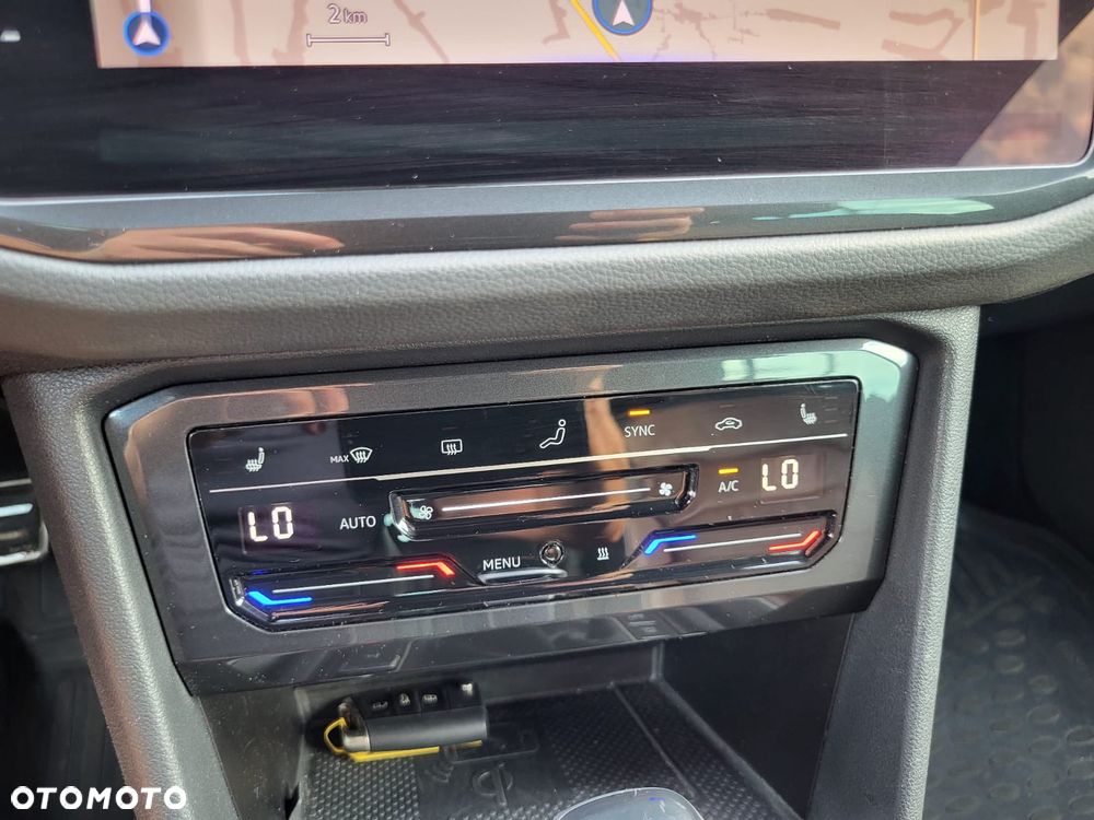 Volkswagen Tiguan 2.0 TDI SCR 4MotION DSG Elegance - 29