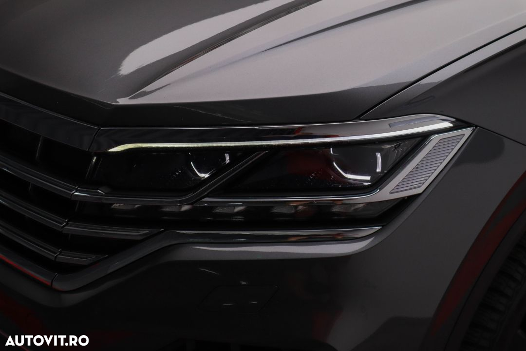 Volkswagen Touareg 3.0 V6 e-Hybrid 4Motion Aut. Elegance - 12
