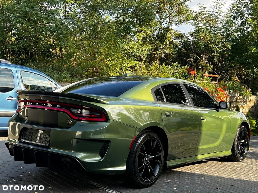 Dodge Charger - 5