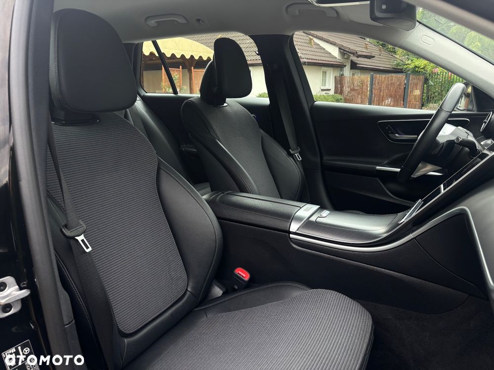 Mercedes-Benz Klasa C 220 d 9G-TRONIC Avantgarde - 24