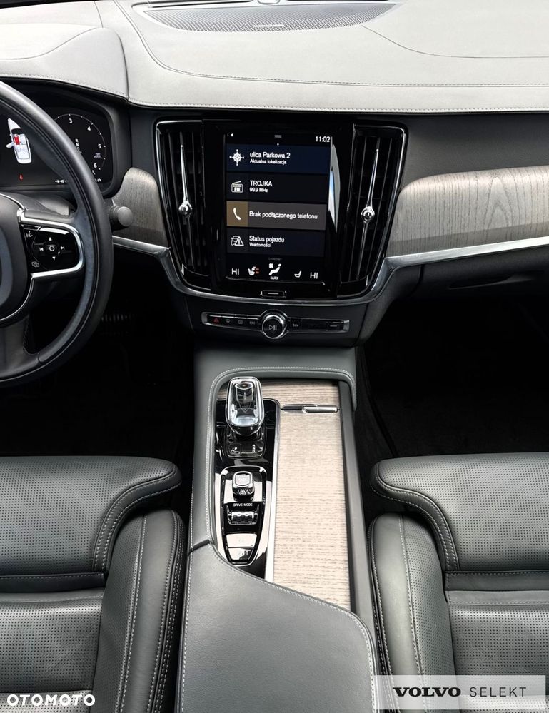 Volvo S90 - 17