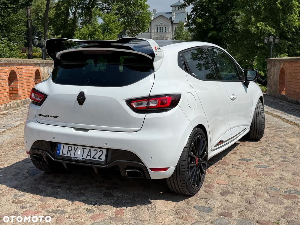 Renault Clio TCe 220 EDC R.S Trophy - 14