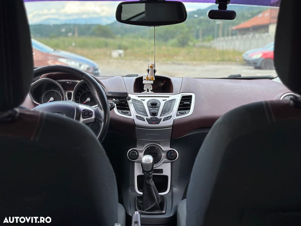 Ford Fiesta 1.6 TDCI Trend - 14