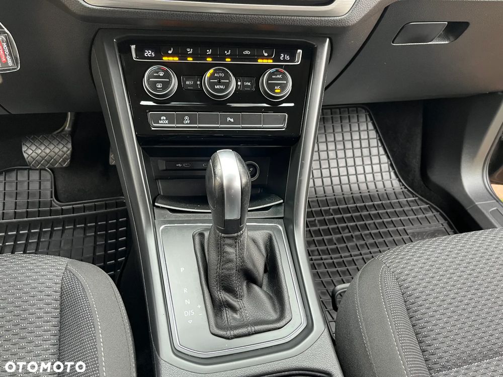 Volkswagen Touran 1.5 TSI EVO Comfortline Plus DSG - 12