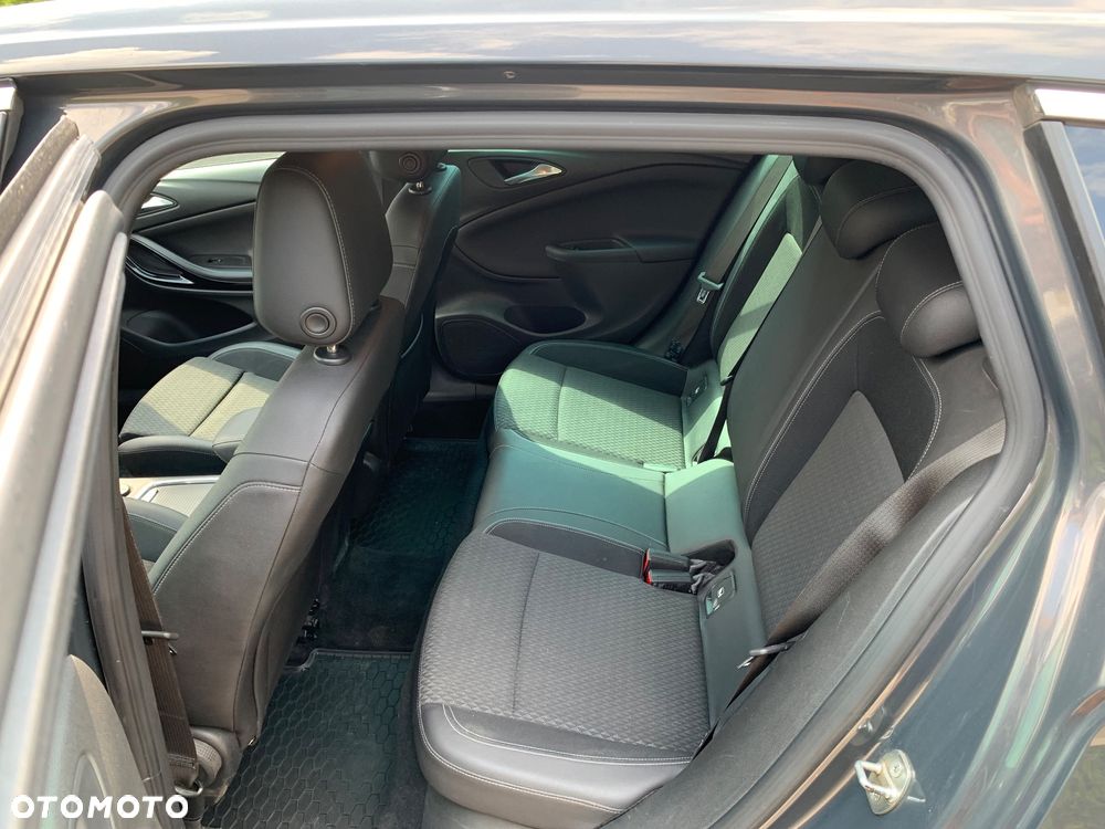 Opel Astra 1.6 CDTI Elite S&S - 13