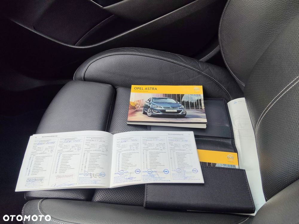 Opel Astra 1.6 Cosmo - 36