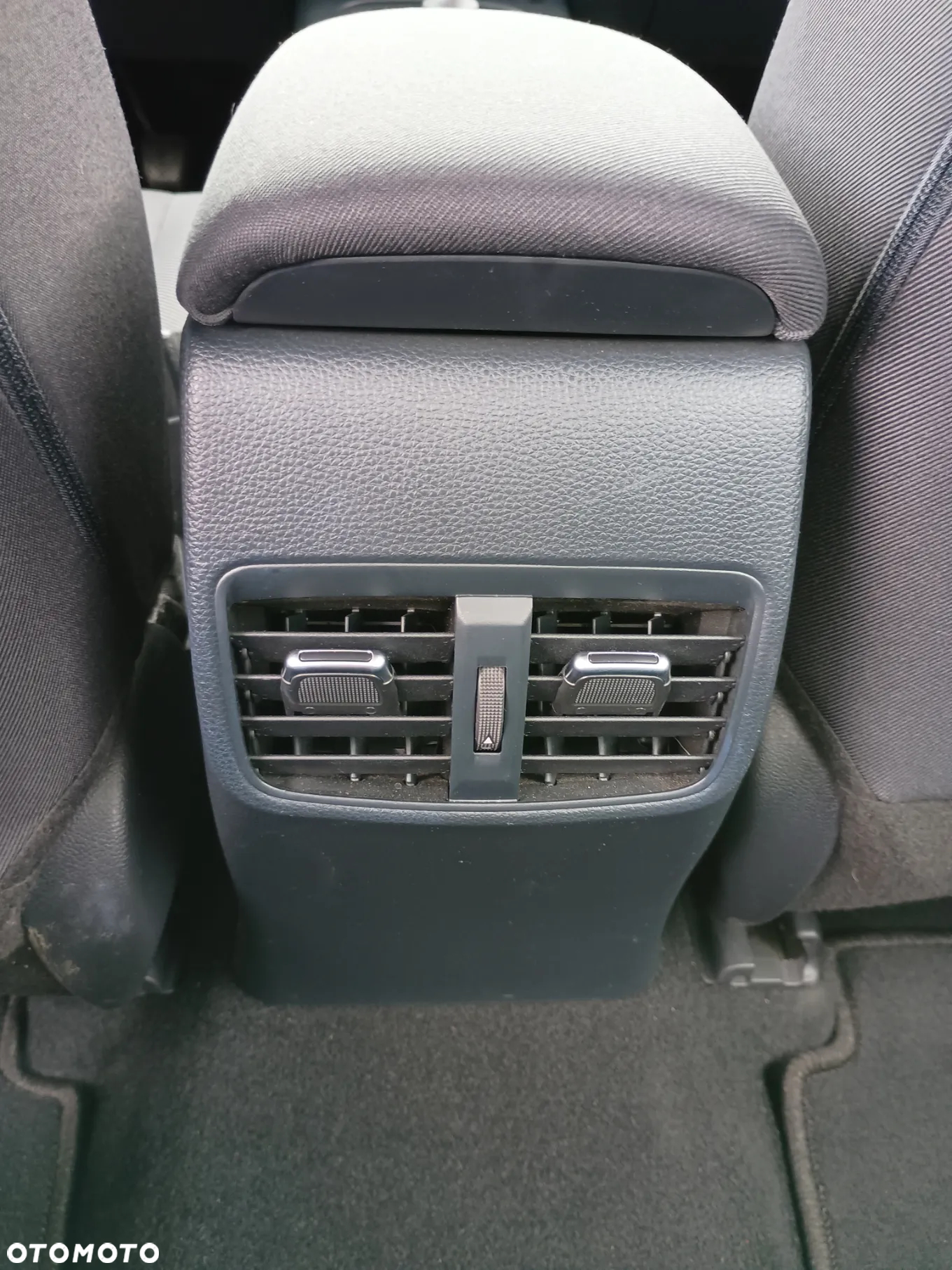 Toyota Corolla 1.5 Comfort - 23