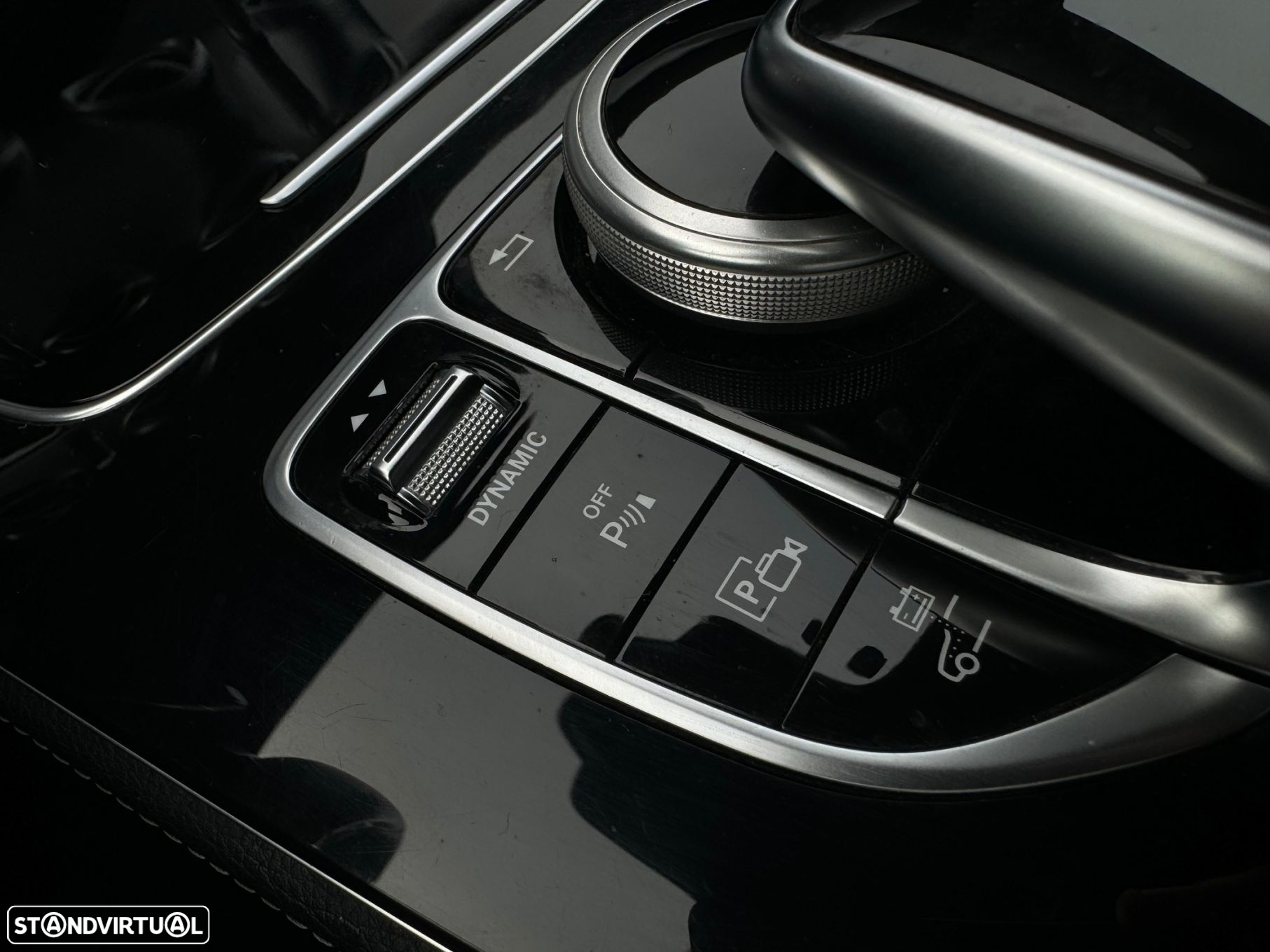 Mercedes-Benz E 300 de AMG Line - 40