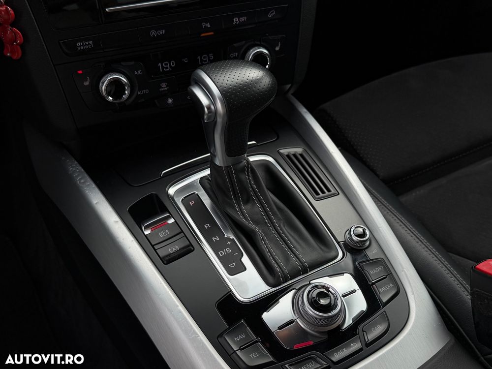 Audi Q5 2.0 TDI Quattro S tronic Design - 22