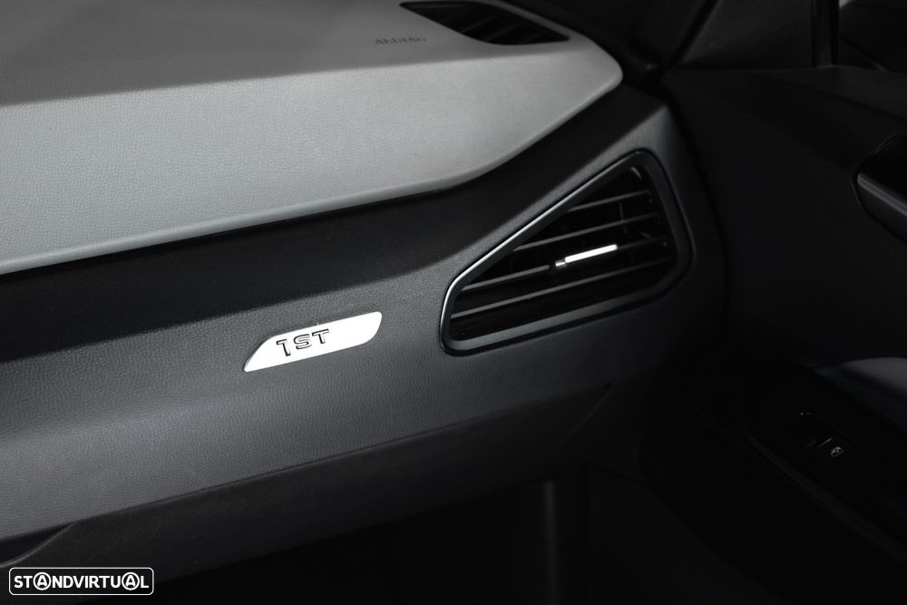 VW ID.3 58 kWh 1st - 34