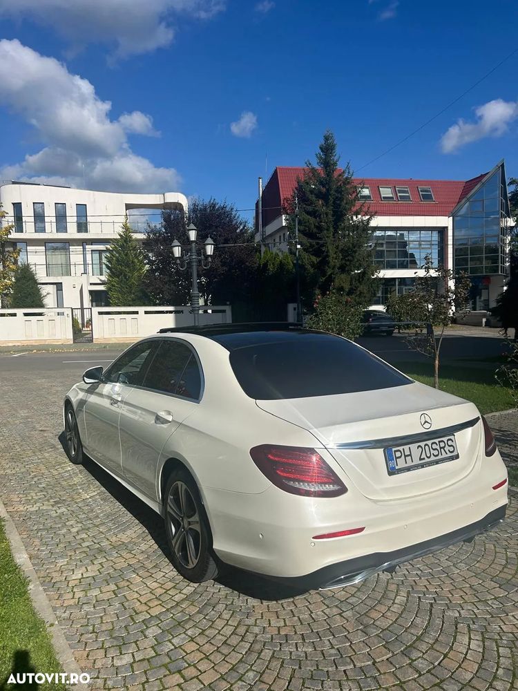 Mercedes-Benz E 220 d 9G-TRONIC AMG Line - 3