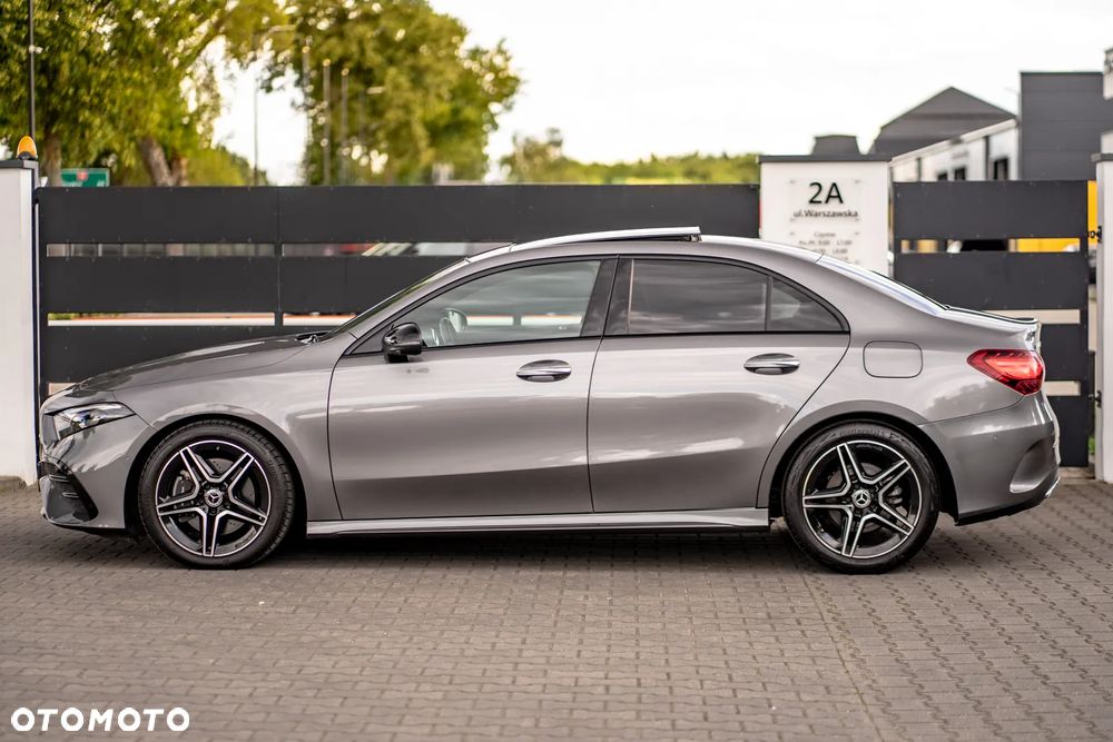 Mercedes-Benz Klasa A 220 d AMG Line 8G-DCT - 11