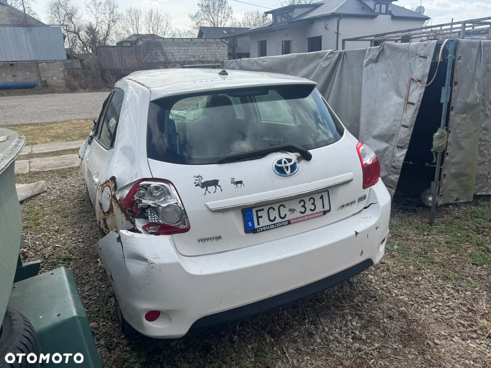 Toyota Auris - 2