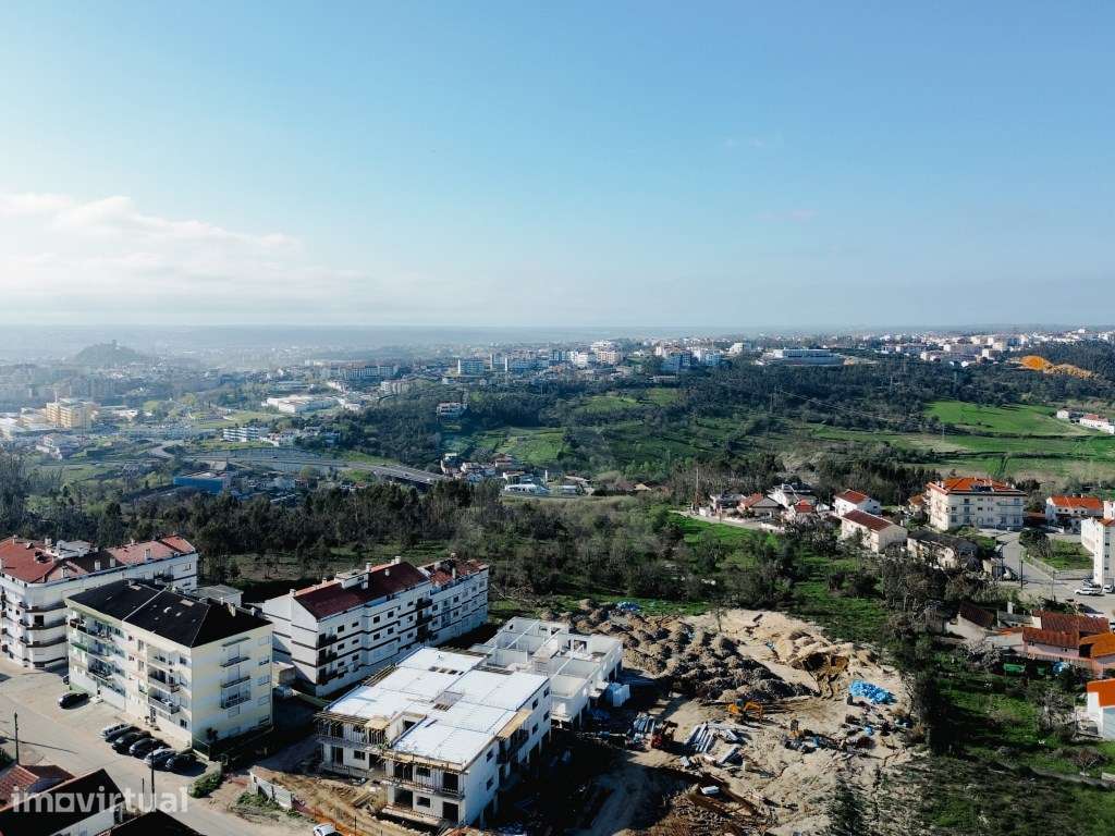 Apartamento T2 com Garagem em Leiria - Grande imagem: 4/22