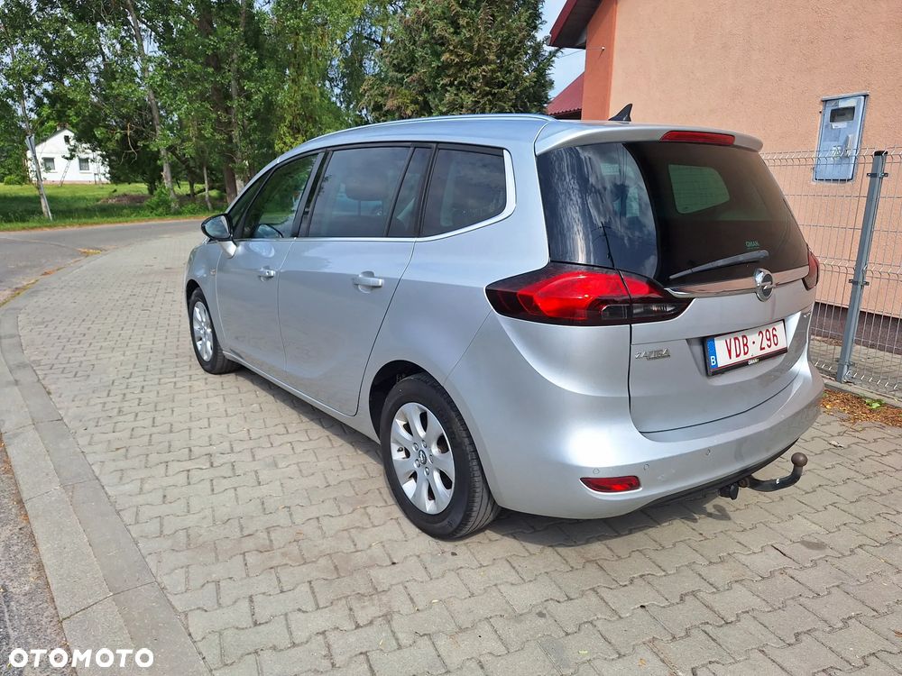 Opel Zafira - 16