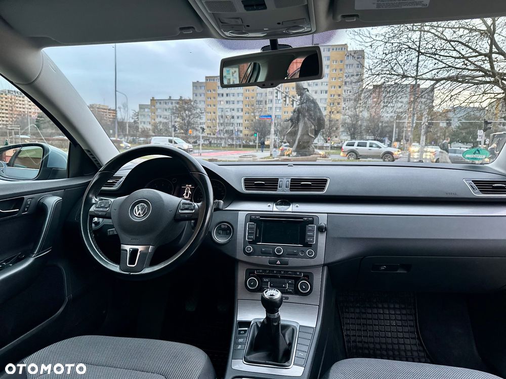 Volkswagen Passat 1.8 TSI Exclusive - 14