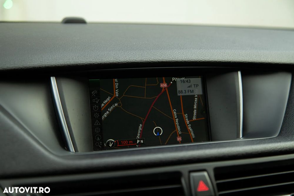 BMW X1 2013 — imagine 18