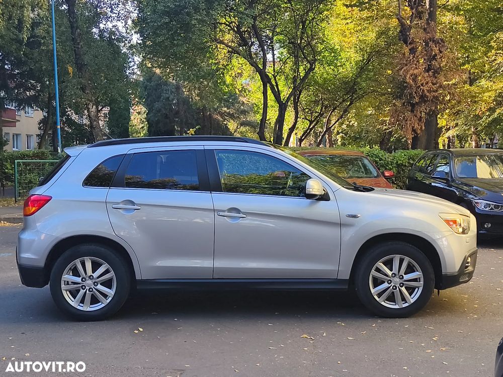 Mitsubishi ASX - 4