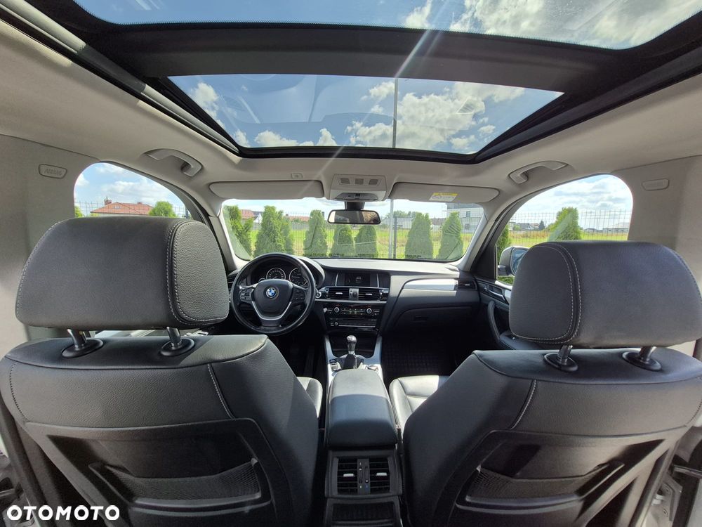 BMW X1 xDrive18d Sport Line - 36