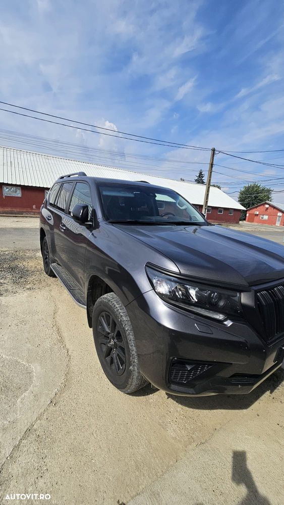 Toyota Land Cruiser 2.8l D-4D 204 CP A/T 7 locuri Luxury AVS Brown - 1