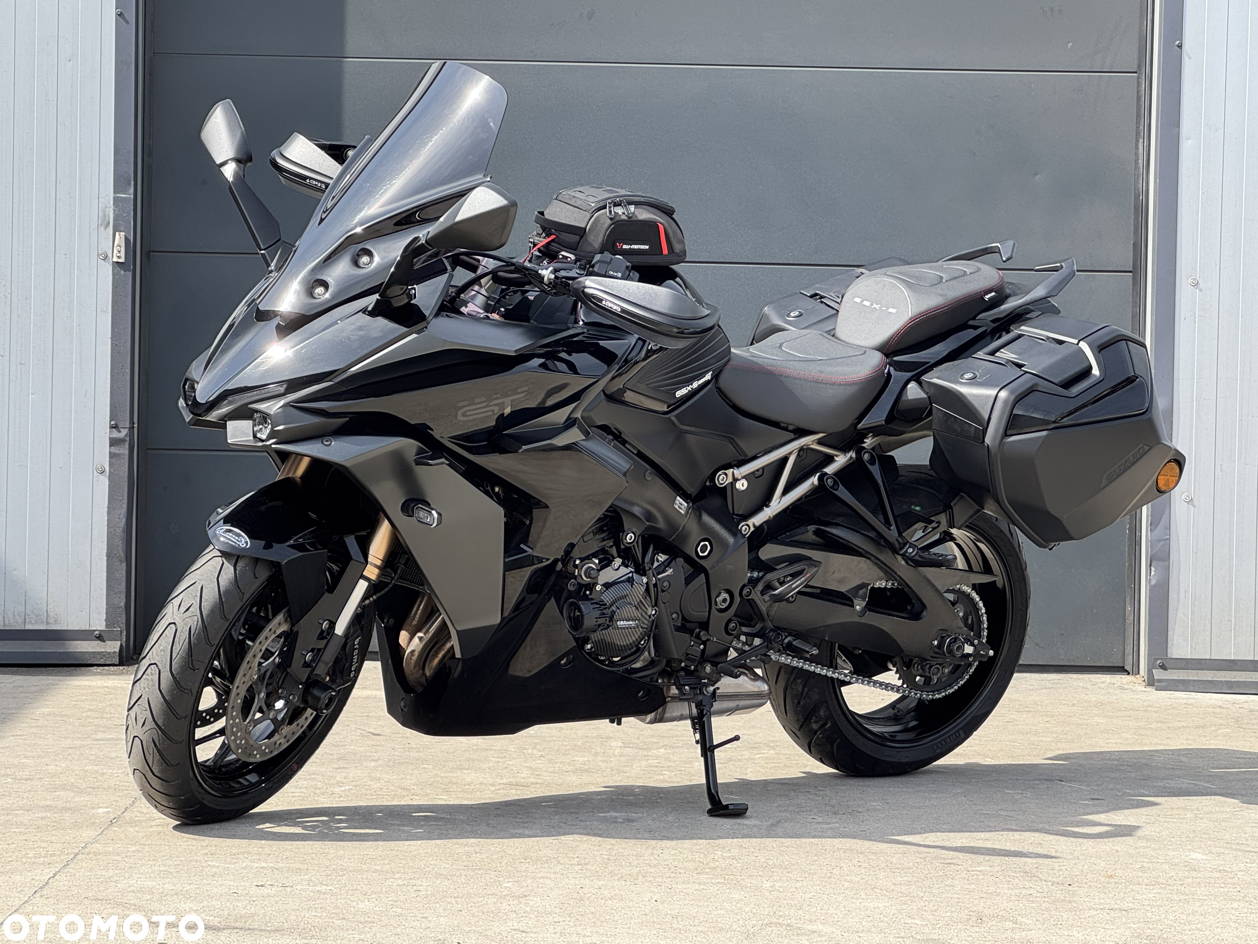 Suzuki GSX - 31