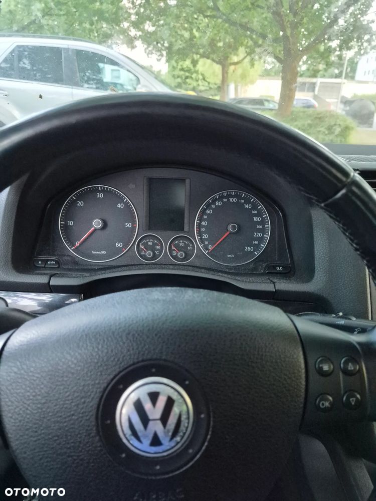 Volkswagen Golf 2.0 TDI GT Sport - 4
