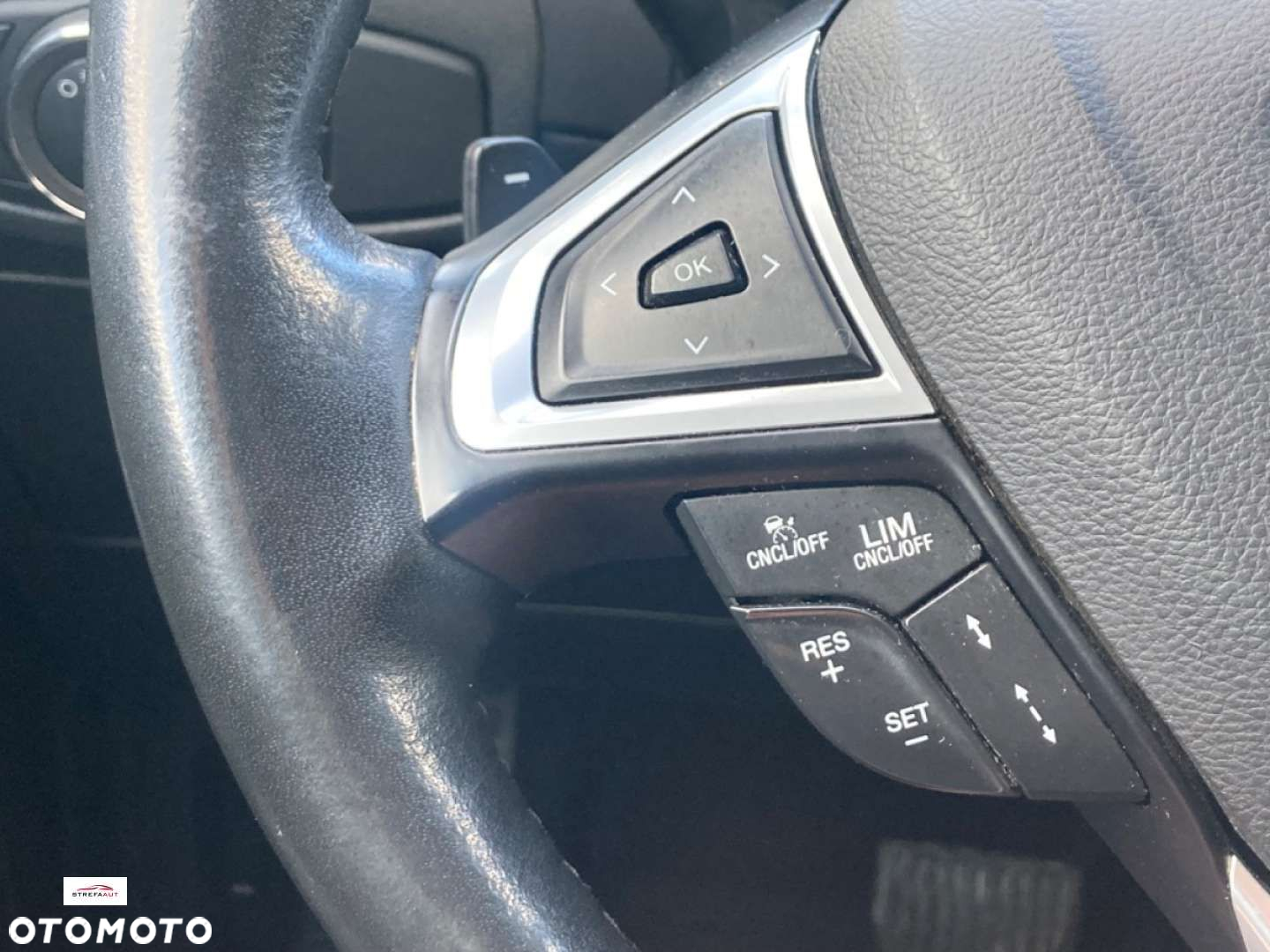 Ford S-Max - 14