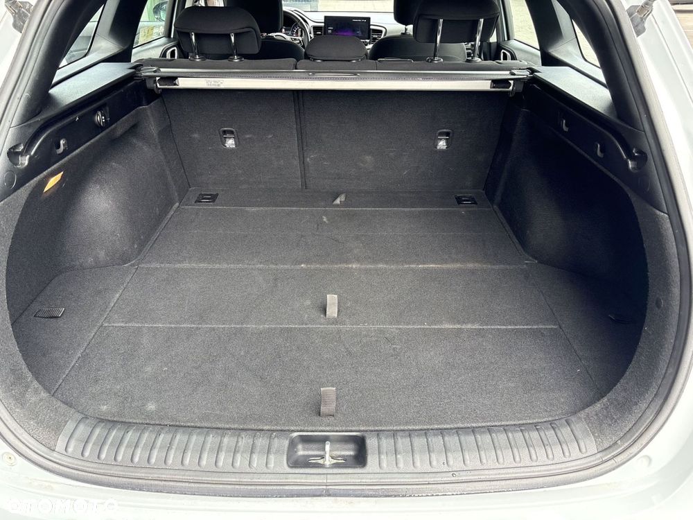 Kia Ceed 1.5 T-GDI M - 17