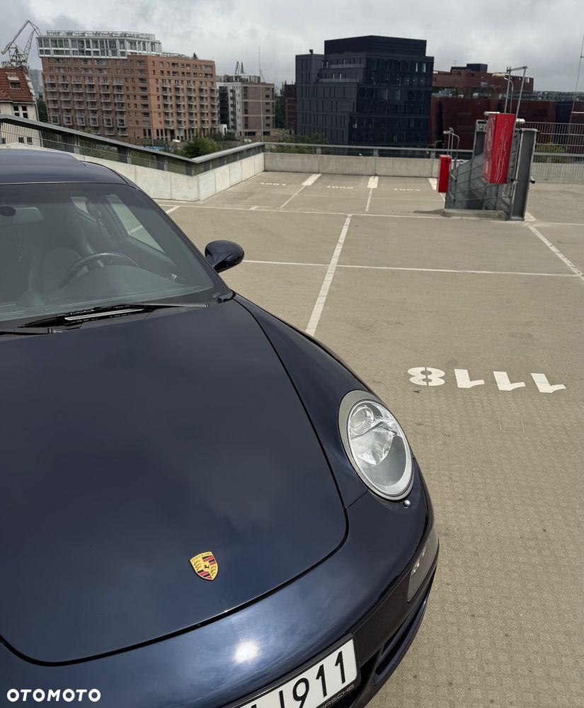 Porsche 911 Carrera S - 8