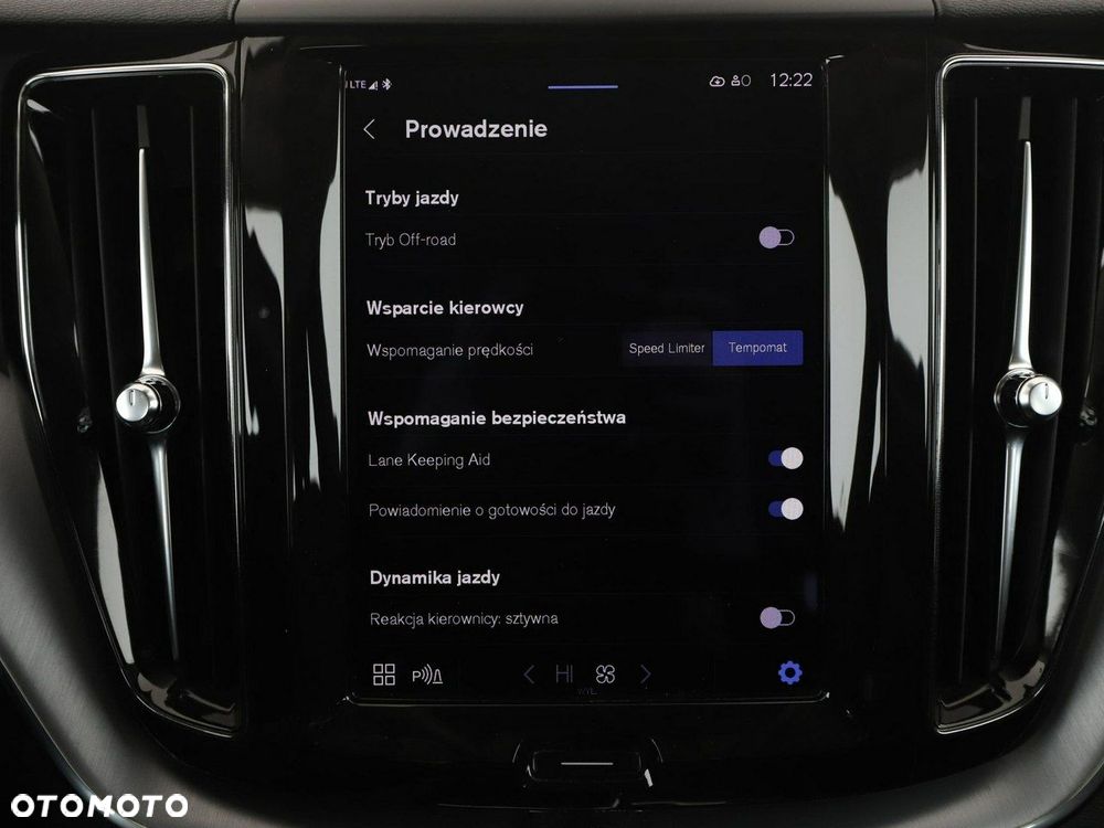 Volvo XC 60 B4 D AWD Geartronic Momentum - 25