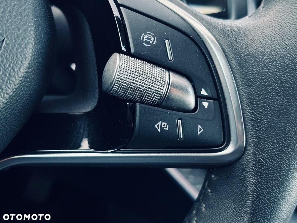 Skoda Superb 2.0 TDI SCR 4x4 Selection DSG - 29