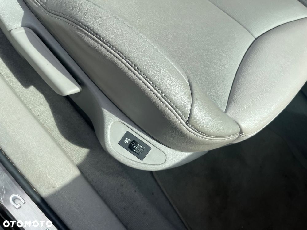Peugeot 308 1.6 HDi Premium Plus - 11