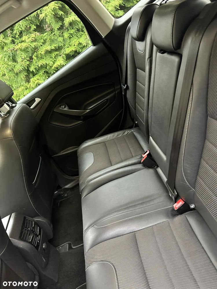 Ford Kuga - 18