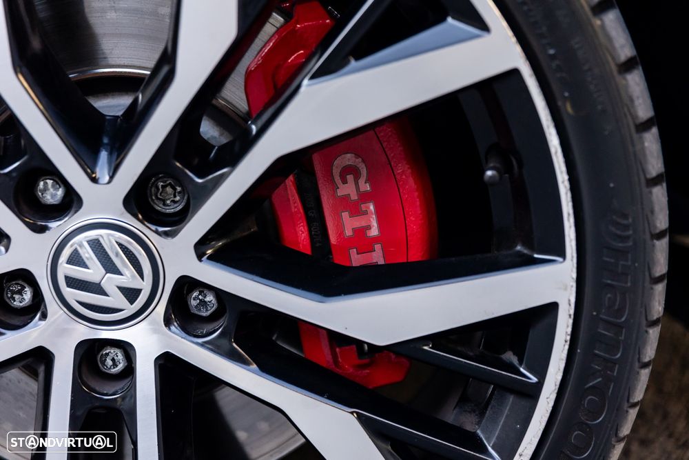 VW Golf GTI Performance BlueMotion DSG - 9