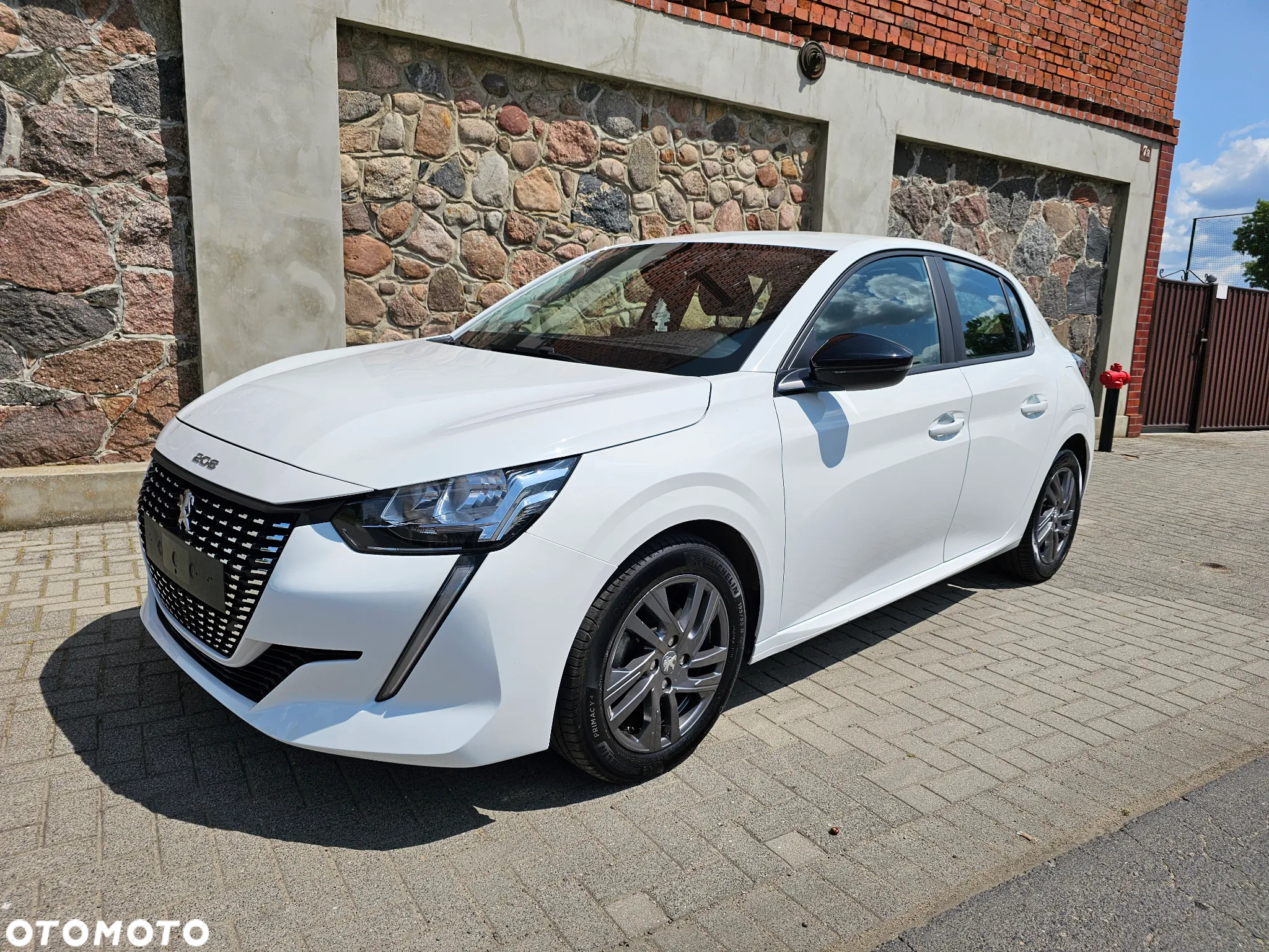 Peugeot 208 PureTech 100 Allure - 2