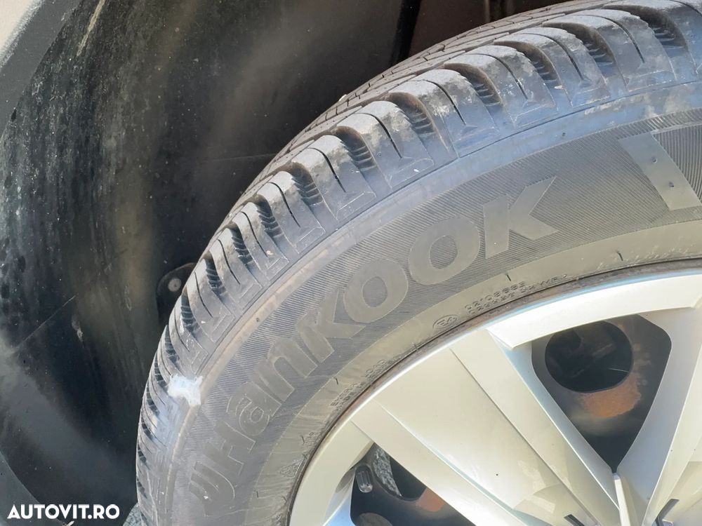 Volkswagen T-Roc - 22