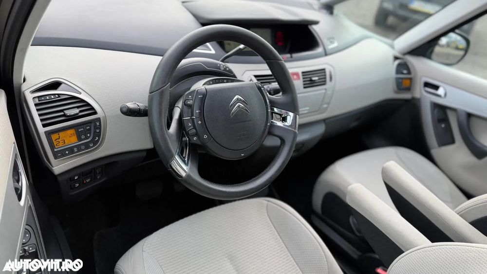 Citroën C4 e-HDi 110 EGS6 Business Class - 8