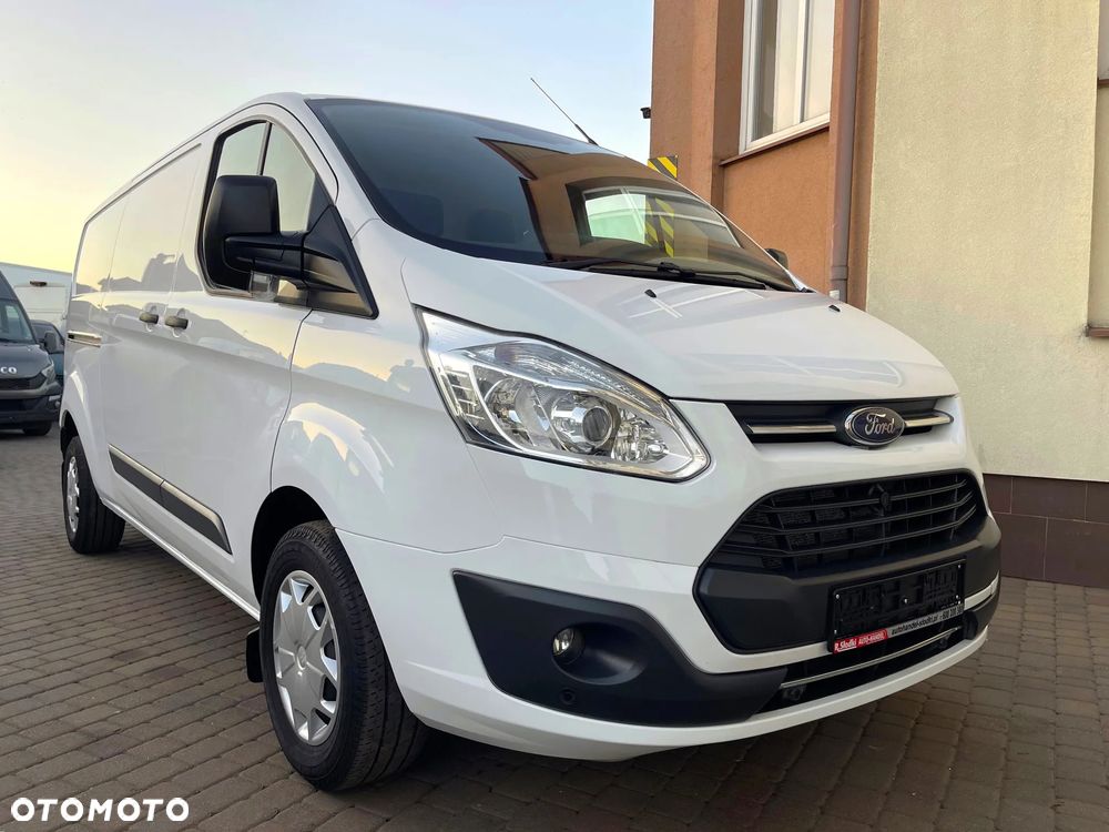 Ford Custom L2H1 - 2