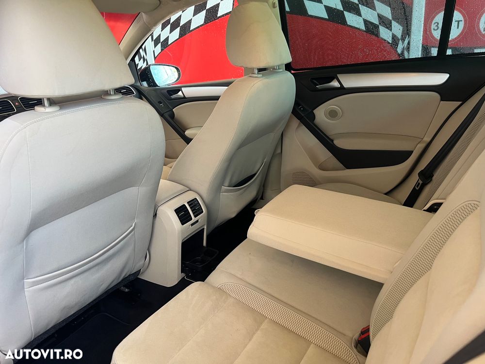 Volkswagen Golf 1.4 TSI Highline - 9