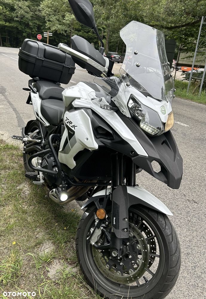 Benelli TRK 502 - 4