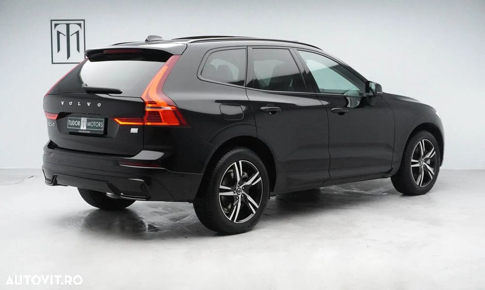 Volvo XC 60 Recharge T8 AWD AT Ultimate Dark - 5