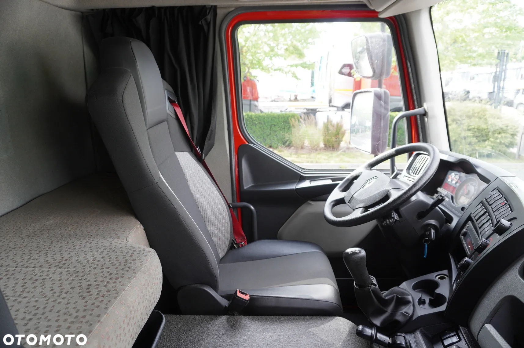 Renault Midlum 12.245 E6 / Sypialny / 18 palet - 28