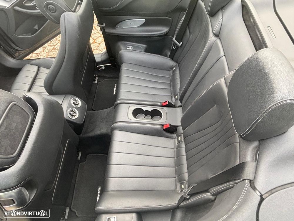 Mercedes-Benz E 220 d AMG Line - 19