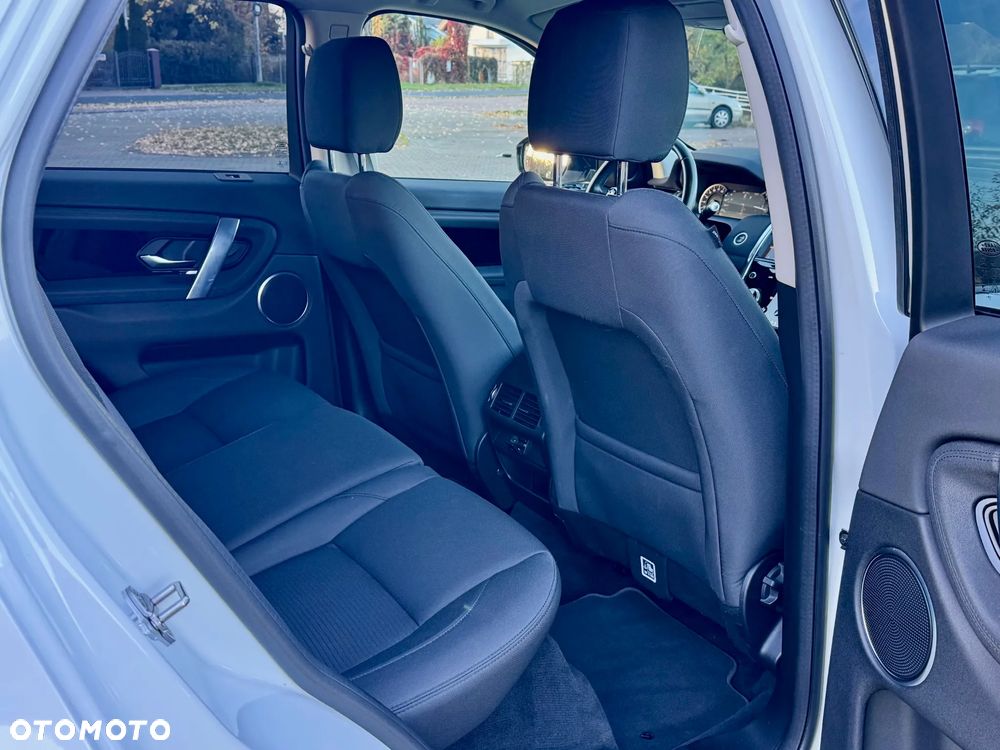 Land Rover Discovery Sport 2.0 D180 SE - 11