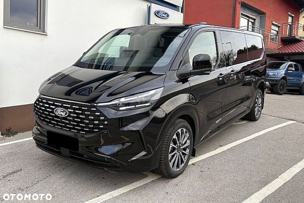 Ford Tourneo Custom - 3
