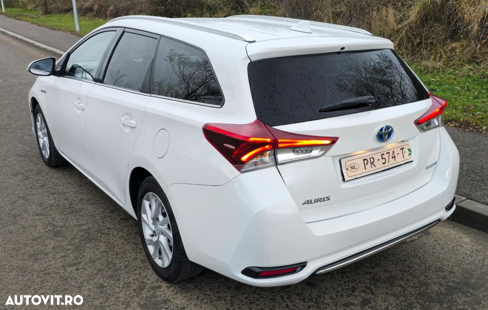 Toyota Auris 1.8 L VVT-i TS Hybrid Luna - 5