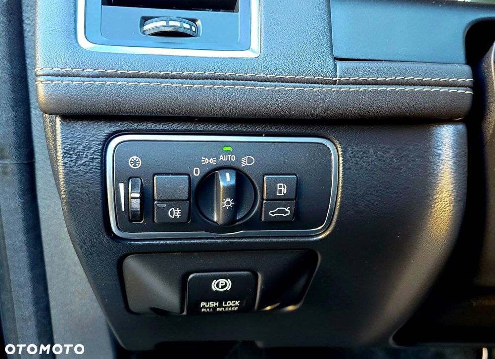 Volvo XC 60 T5 Drive-E R-Design Summum - 8