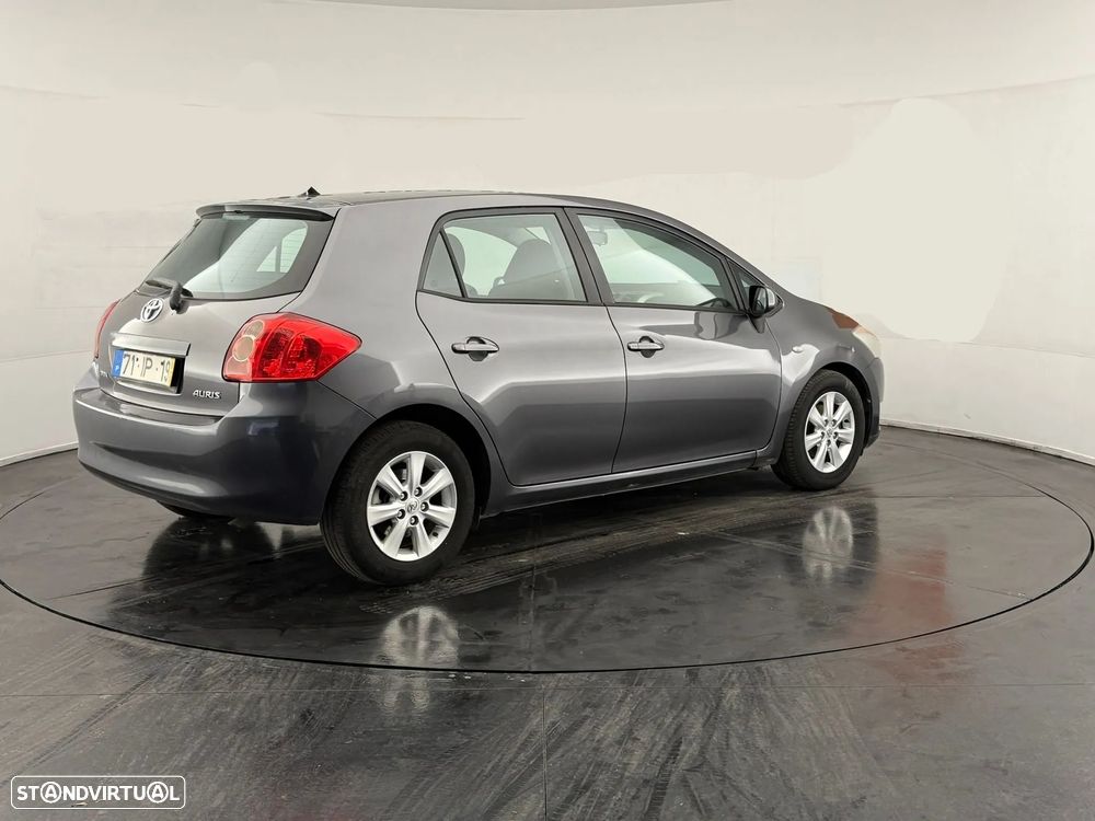 Toyota Auris 1.4 D-4D - 4